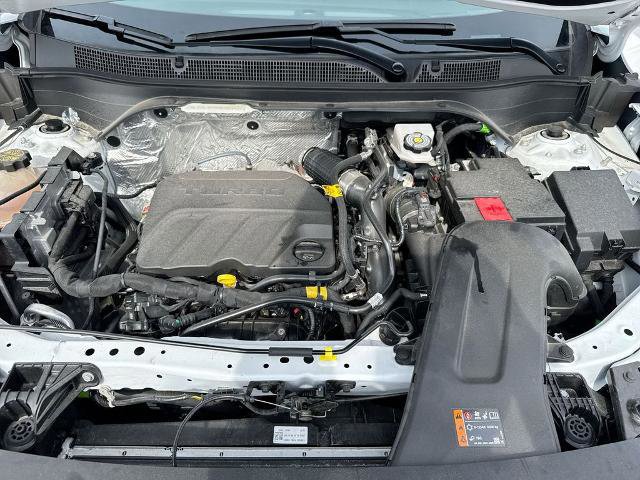 Used 2025 Chevrolet Trax RS w/ Sunroof Package image 9