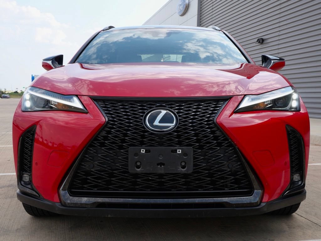 Used 2023 Lexus UX 250h F Sport FWD image 4