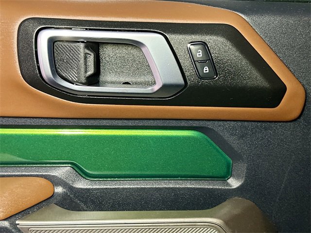 Certified 2022 Ford Bronco Outer Banks w/ Sasquatch Package image 18