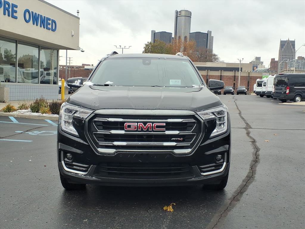 Used 2023 GMC Terrain AT4 w/ Tech Package image 6