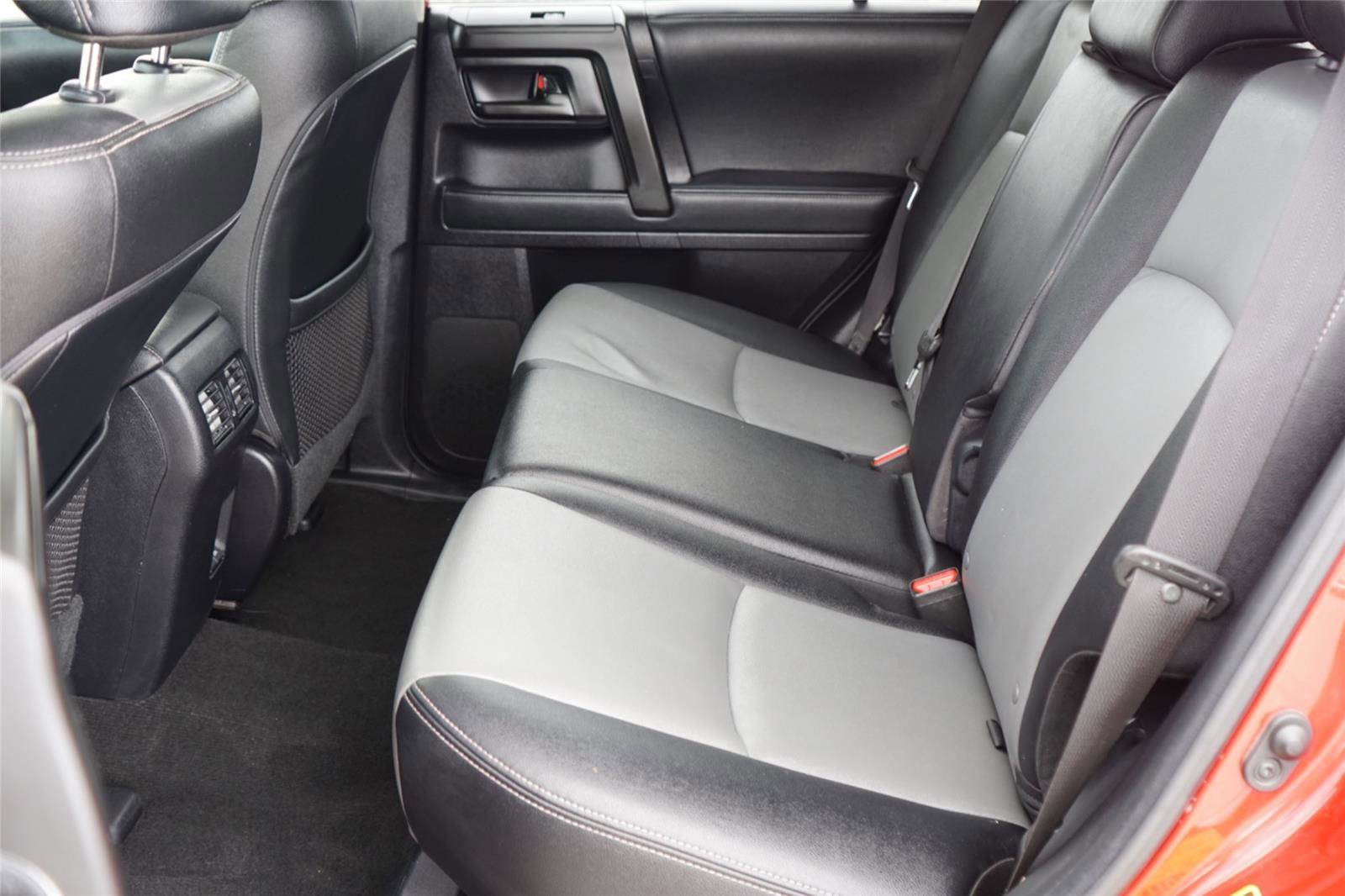 Used 2020 Toyota 4Runner SR5 Premium AWD/4WD image 24