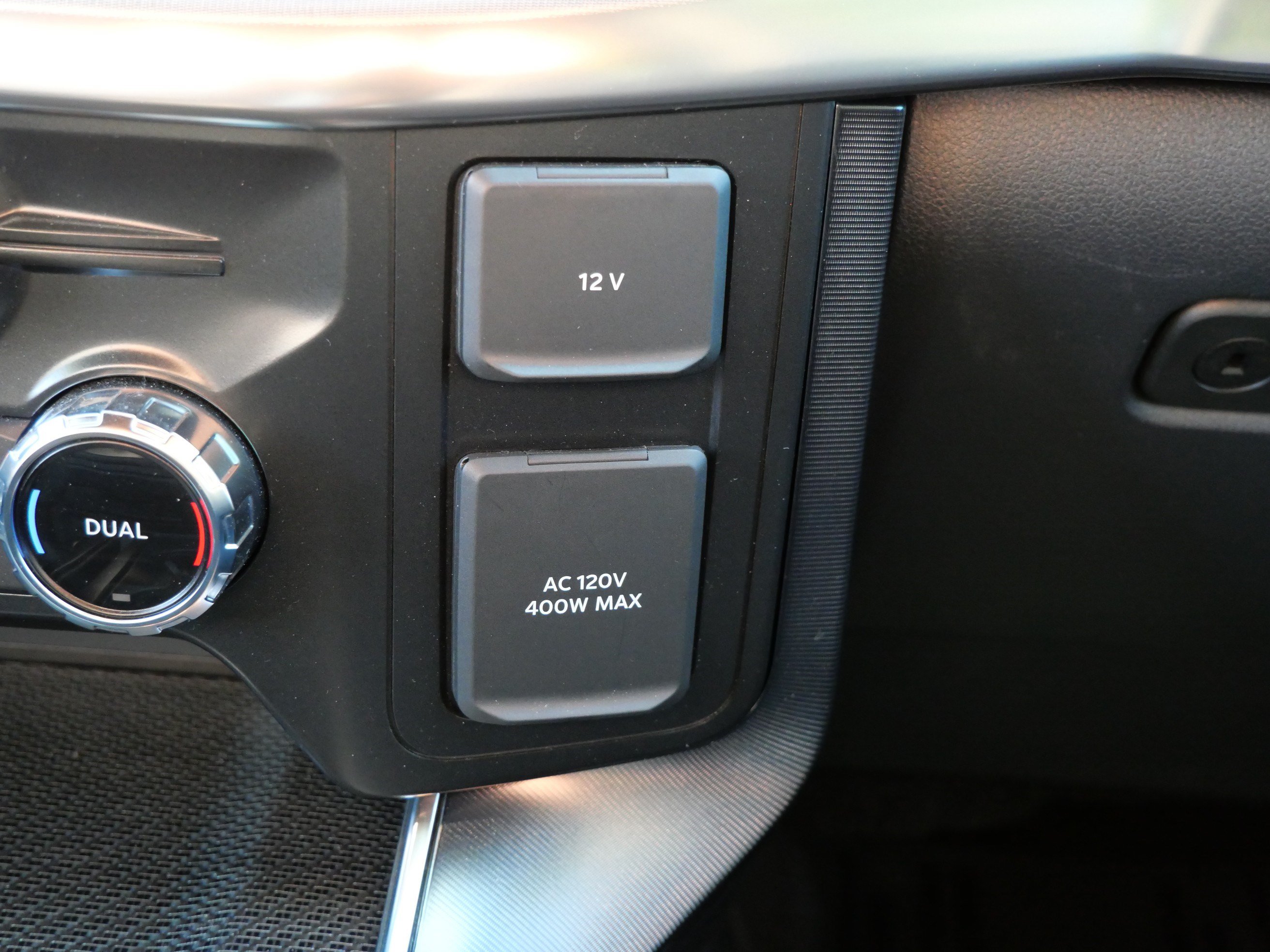 Certified 2022 Ford F150 Raptor w/ Raptor 37 Performance Package AWD/4WD image 32