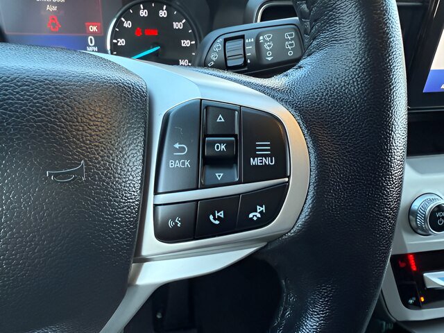 Certified 2022 Ford Explorer XLT w/ Equipment Group 202A AWD/4WD image 19