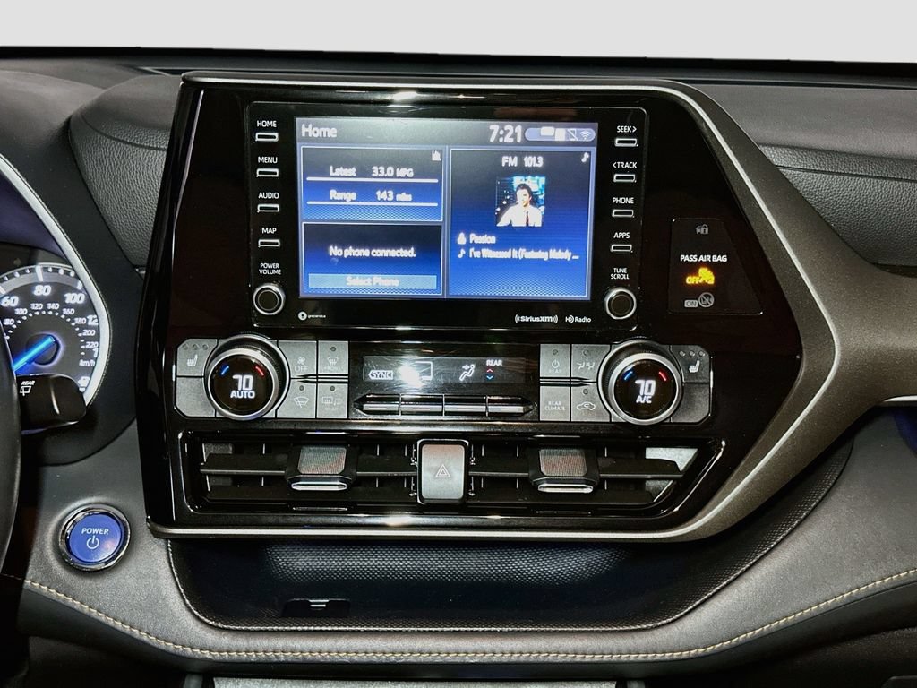 Used 2022 Toyota Highlander Bronze Edition AWD/4WD image 14