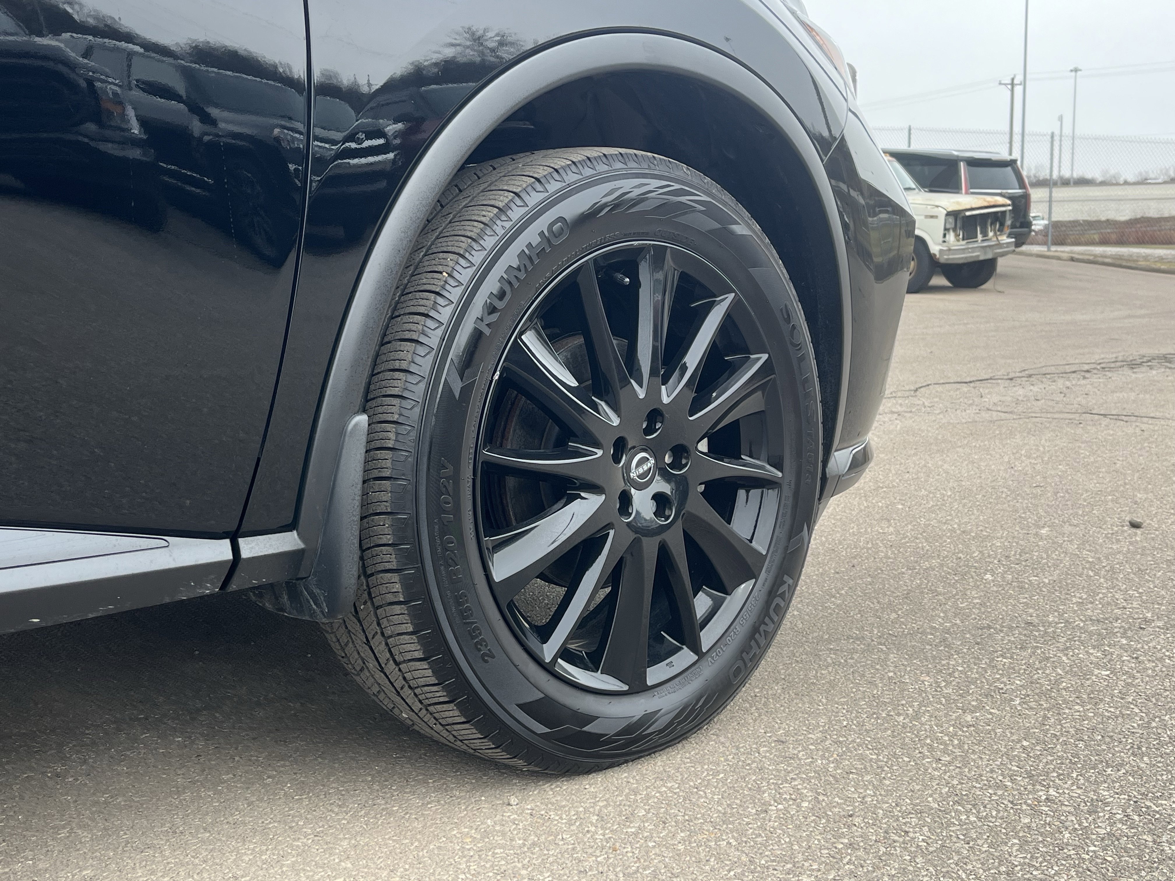 Used 2023 Nissan Murano SV w/ SV Midnight Edition Package image 9