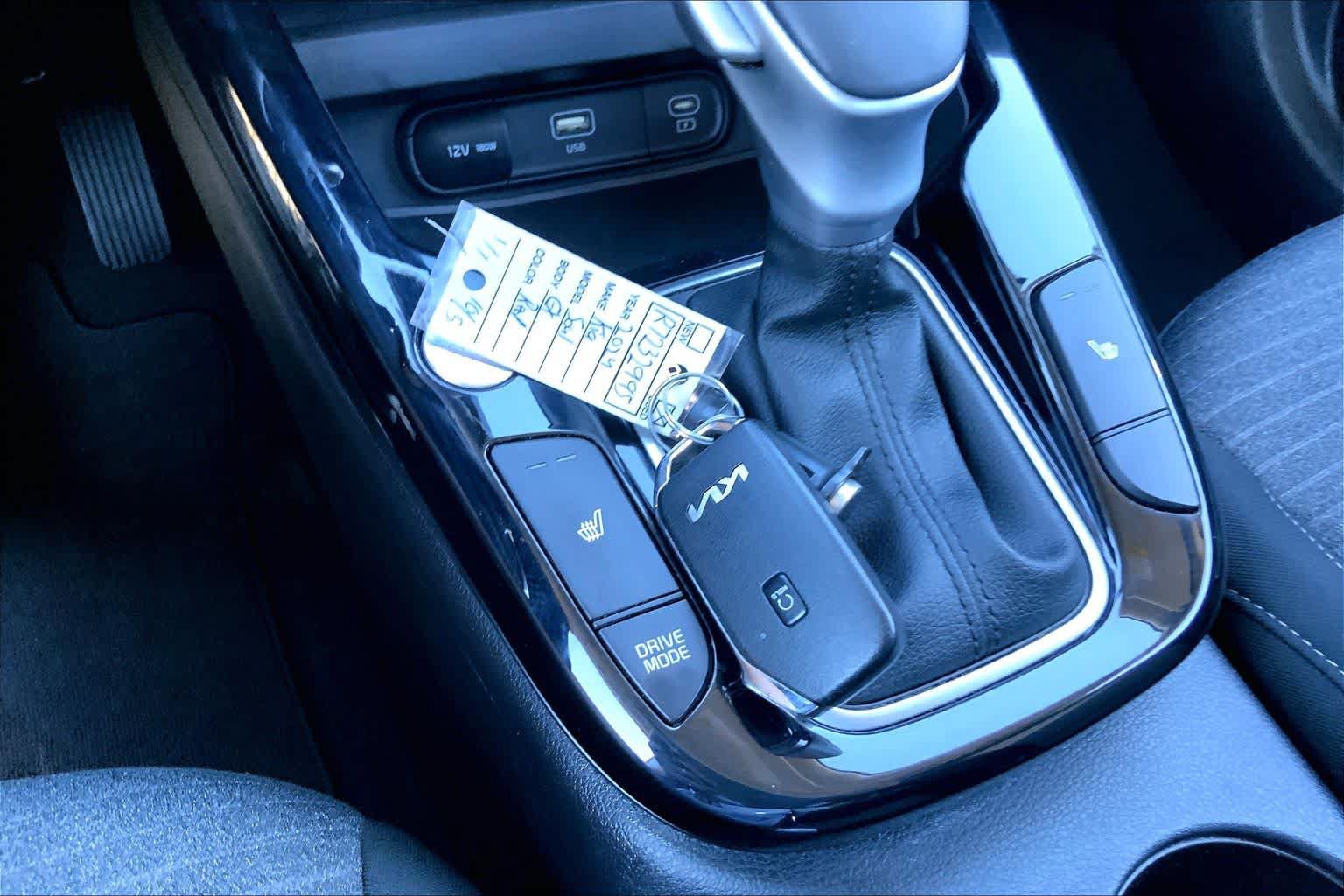 Used 2024 Kia Soul EX FWD image 15