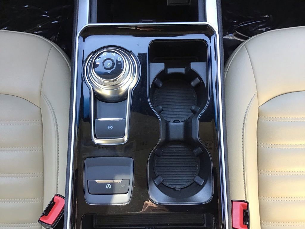 Certified 2020 Ford Edge SEL w/ Convenience Package image 15