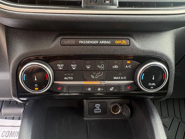 Certified 2022 Ford Escape SEL w/ SEL Stealth AWD Package image 22
