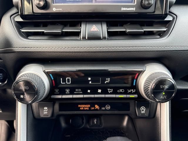 Used 2020 Toyota RAV4 XLE w/ All Weather Liner Package AWD/4WD image 29