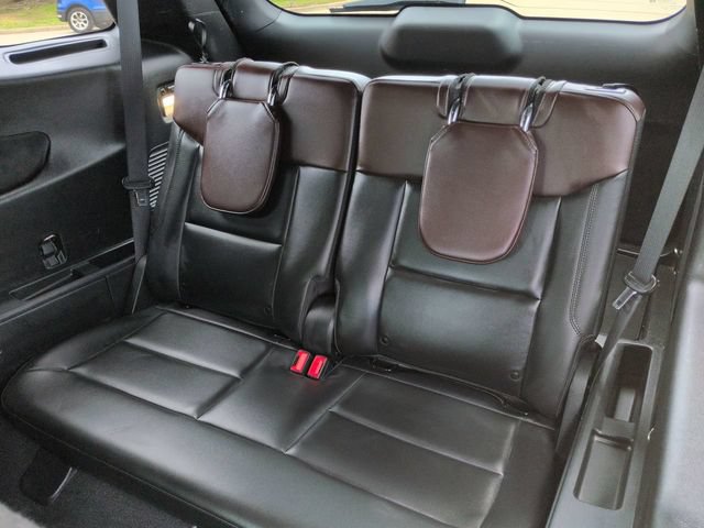 Certified 2023 Ford Explorer Platinum w/ Technology Package AWD/4WD image 16