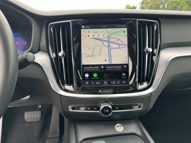 Used 2024 Volvo S60 B5 Core FWD image 37