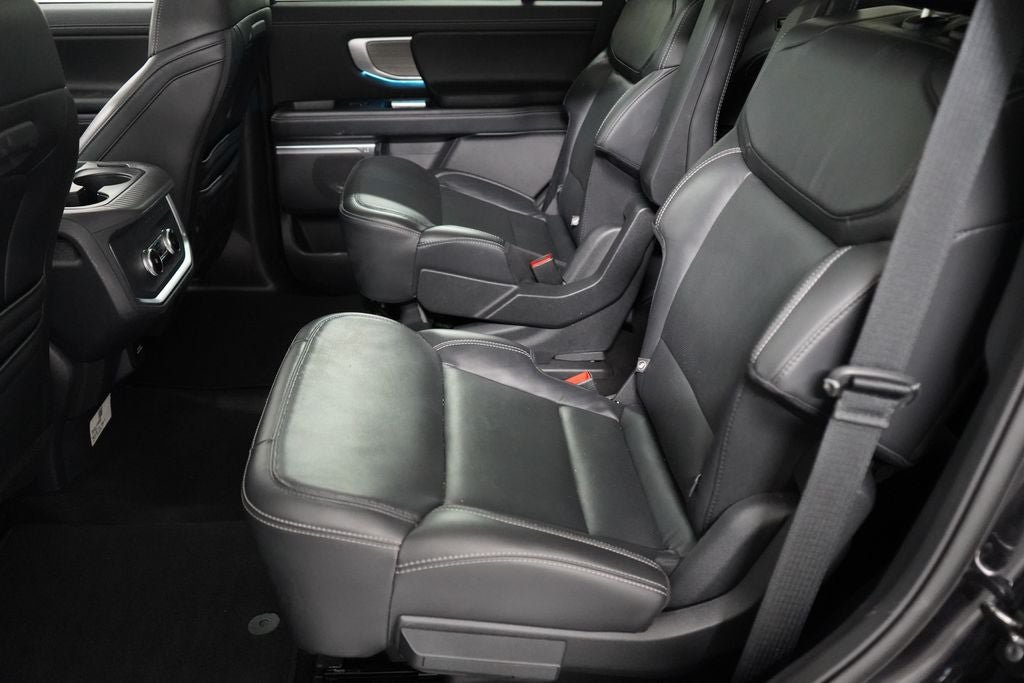 Certified 2025 Ford Expedition Platinum AWD/4WD image 20