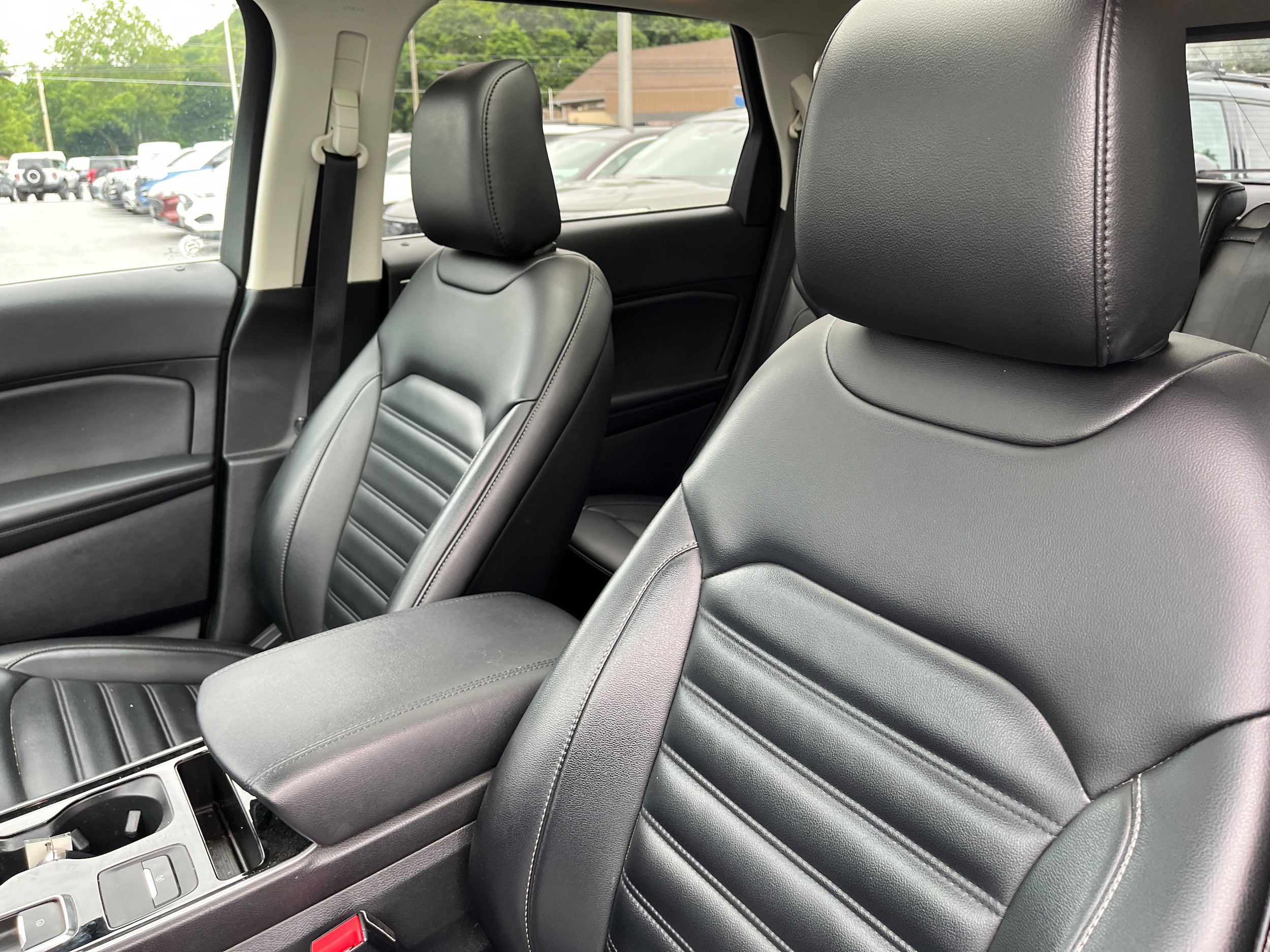 Certified 2020 Ford Edge SEL w/ Convenience Package AWD/4WD image 10