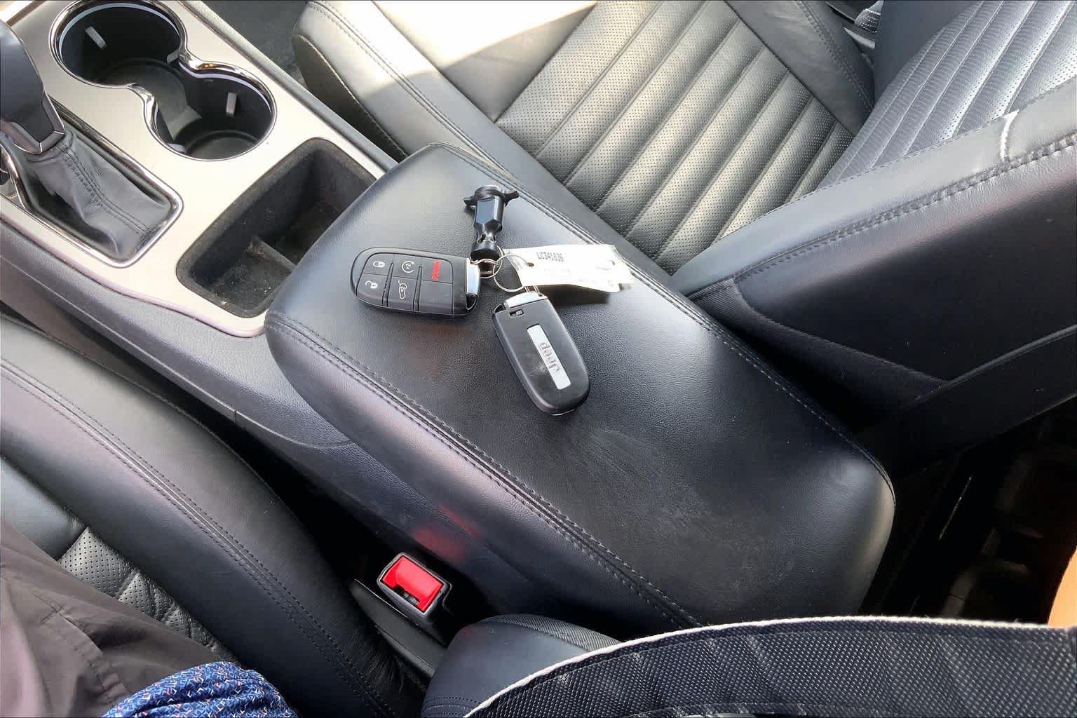 Used 2020 Jeep Grand Cherokee Limited X RWD image 15