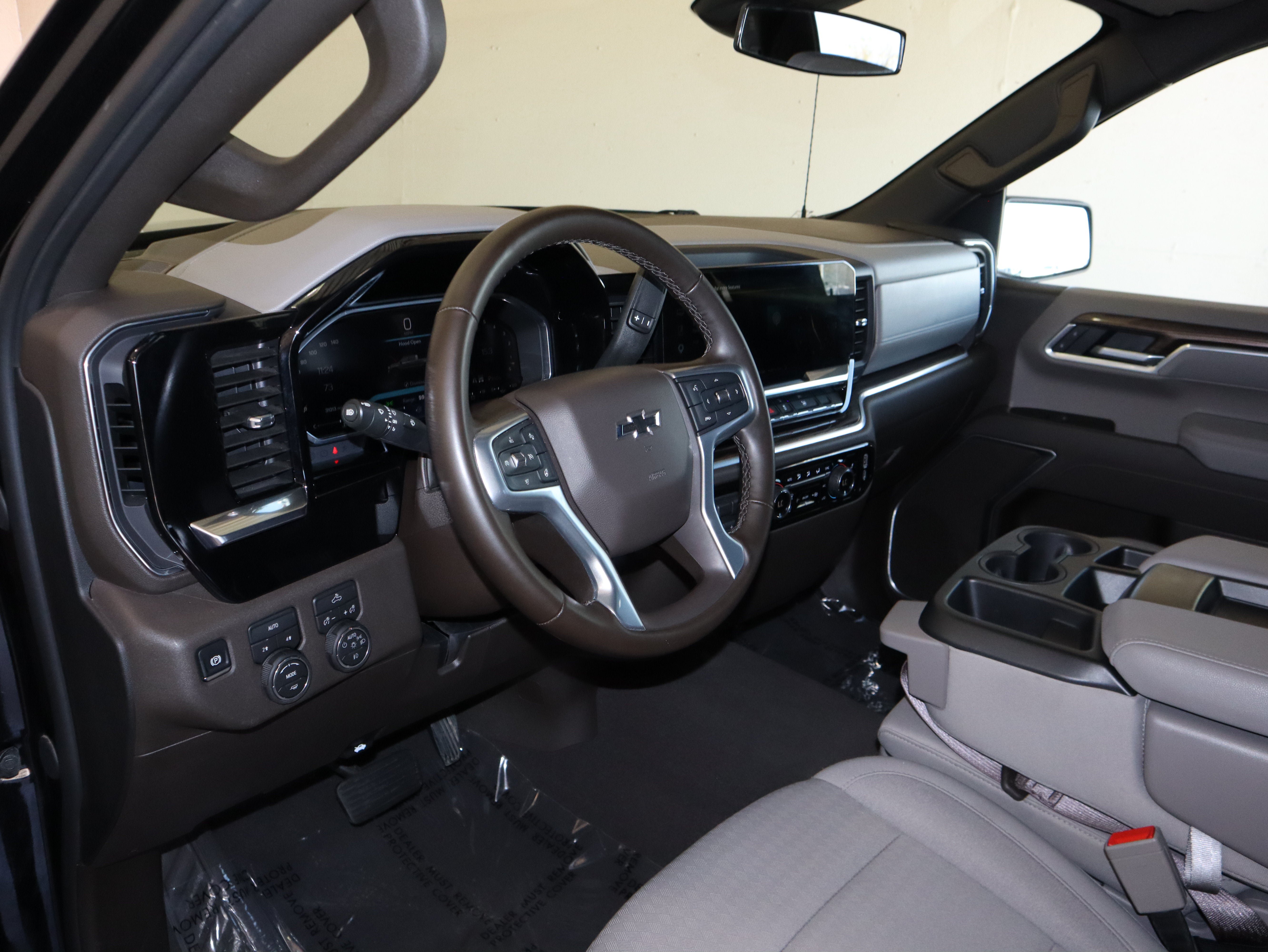 Used 2026 Chevrolet Silverado 1500 RST AWD/4WD image 23