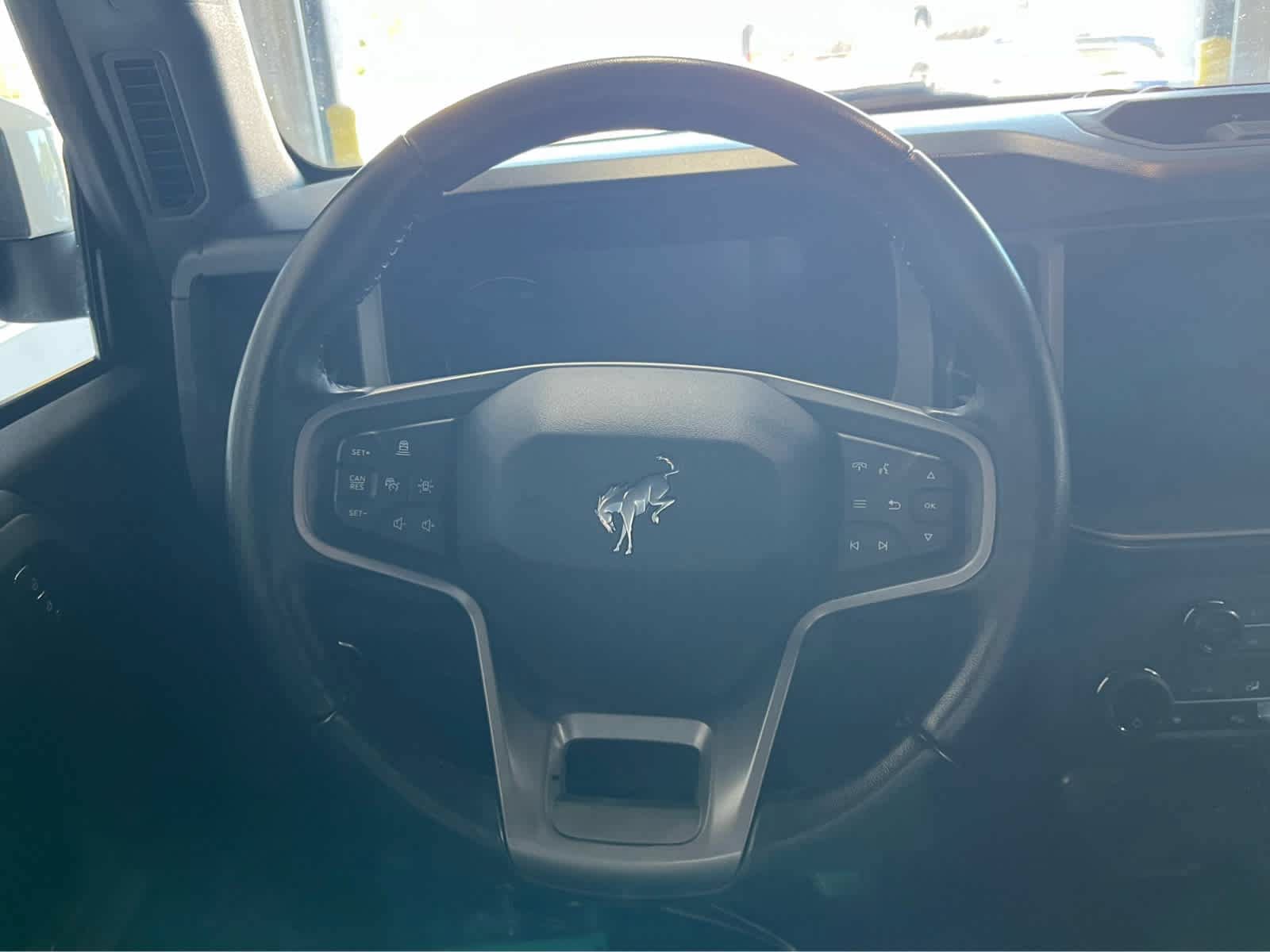 Certified 2023 Ford Bronco Outer Banks w/ Sasquatch Package AWD/4WD image 5