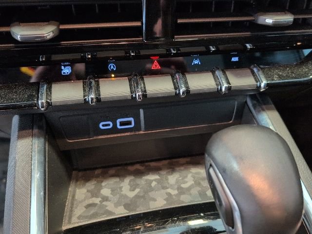 Certified 2023 GMC Canyon Elevation w/ Trailering Package AWD/4WD image 19