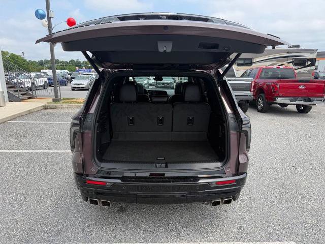 Used 2024 Chevrolet Traverse RS AWD/4WD image 9