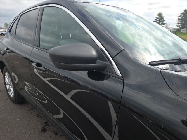 Certified 2023 Ford Escape Active w/ Cold Weather Package image 7