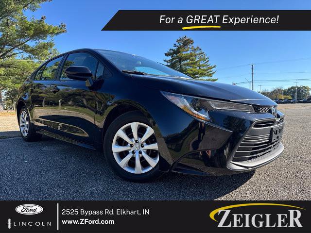 Used 2025 Toyota Corolla LE