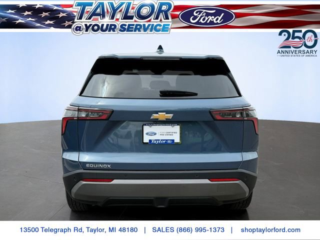 Used 2025 Chevrolet Equinox LT FWD image 4