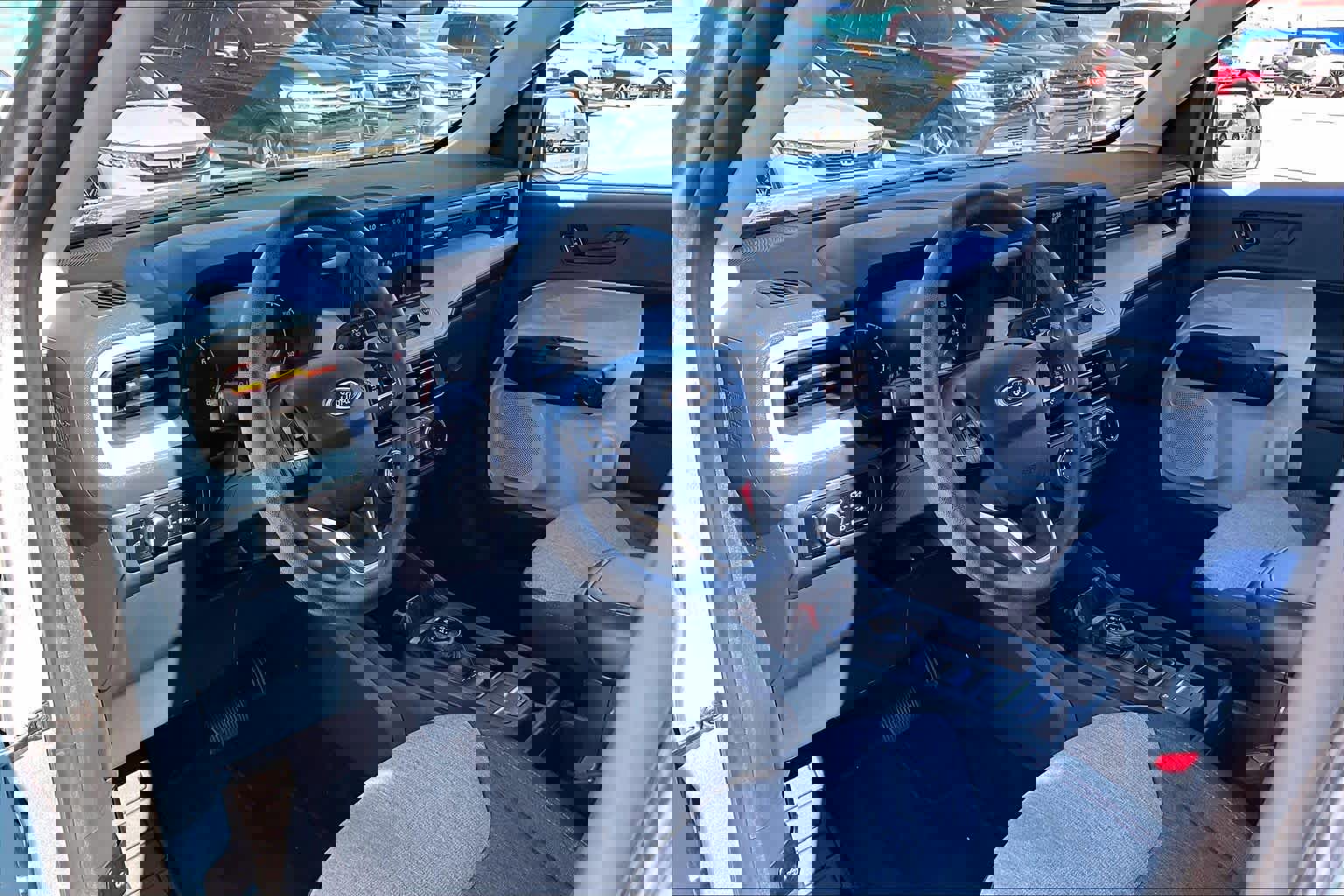 Certified 2024 Ford Maverick XLT image 16