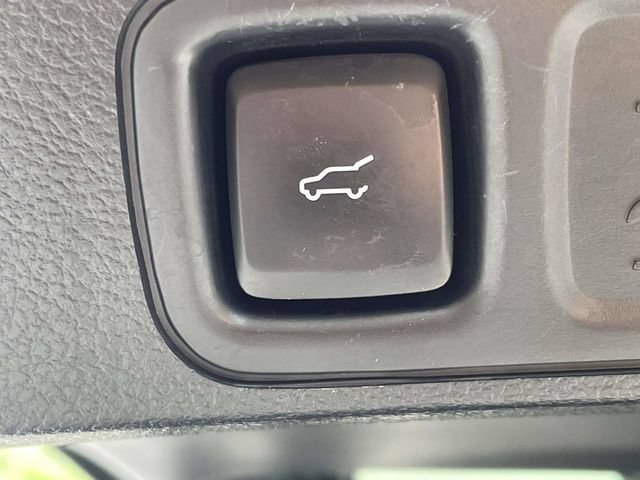Certified 2020 Ford Expedition Limited w/ Equipment Group 302A AWD/4WD image 35