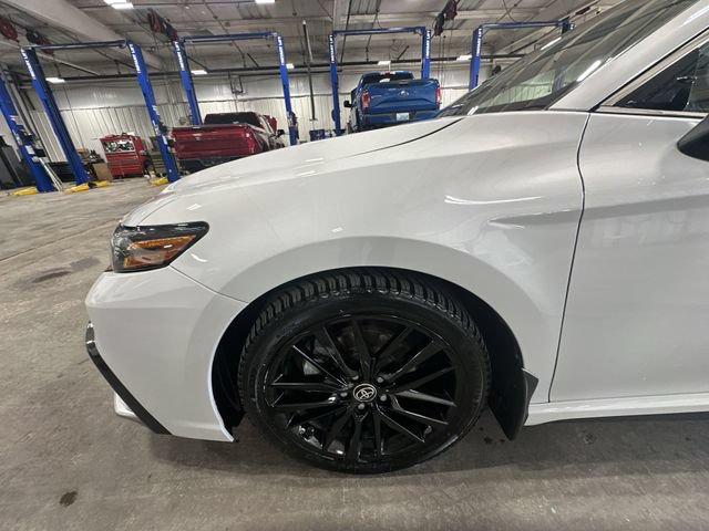 Used 2022 Toyota Camry XSE AWD/4WD image 23