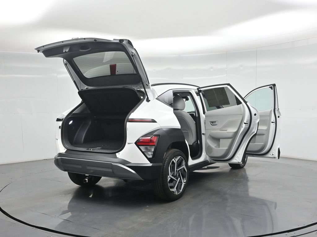 Used 2026 Hyundai Kona SEL Premium AWD/4WD image 5