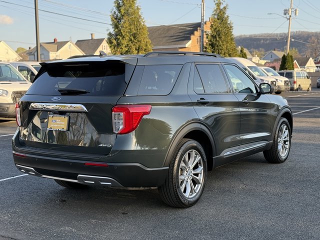 Certified 2022 Ford Explorer XLT w/ Equipment Group 202A AWD/4WD image 6