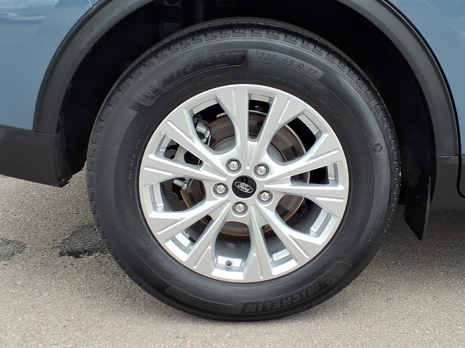 Certified 2023 Ford Escape Active w/ Cold Weather Package FWD image 7