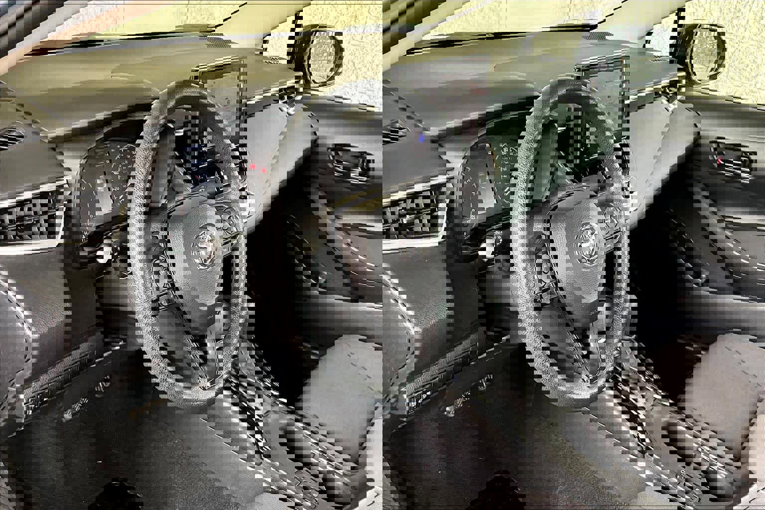 Used 2024 Toyota Corolla LE image 16