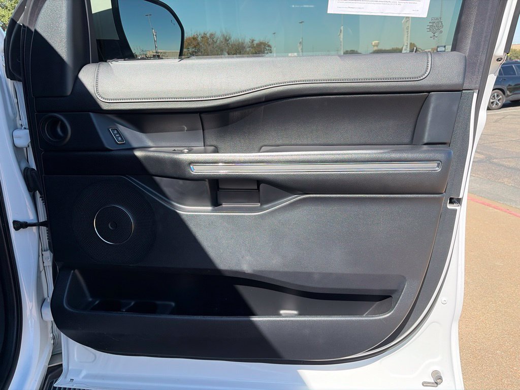 Certified 2021 Ford Expedition XLT RWD image 11