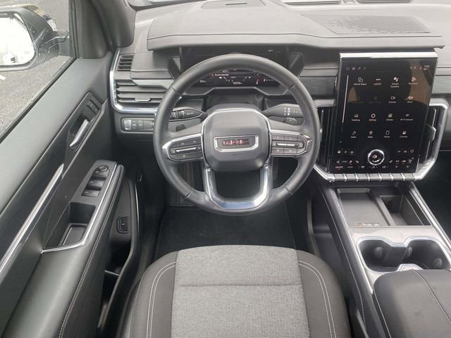 Used 2025 GMC Acadia Elevation image 15