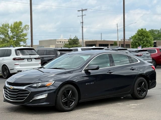 Used 2023 Chevrolet Malibu LT w/ Driver Confidence Package FWD image 30