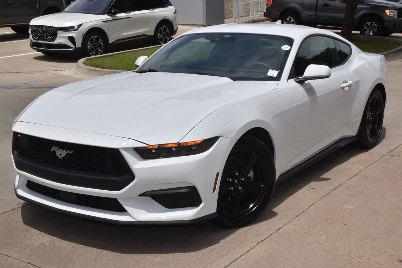 Certified 2026 Ford Mustang Premium RWD image 33