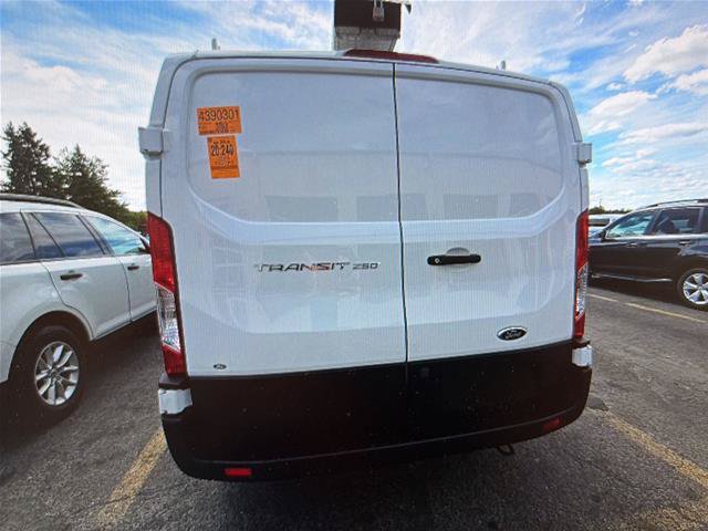 Certified 2025 Ford Transit 250 Low Roof w/ Load Area Protection Package RWD image 15