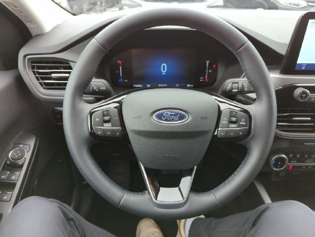 Certified 2024 Ford Escape Active AWD/4WD image 30