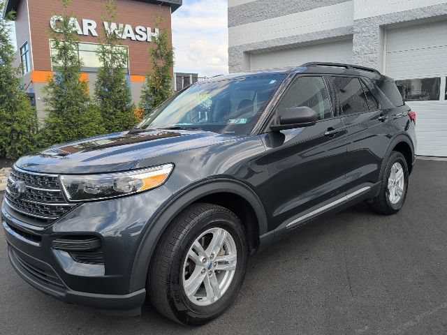 Certified 2023 Ford Explorer XLT AWD/4WD image 1