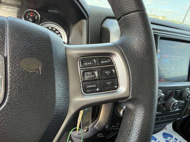 Used 2022 RAM 1500 Classic SLT w/ Electronics Group image 18