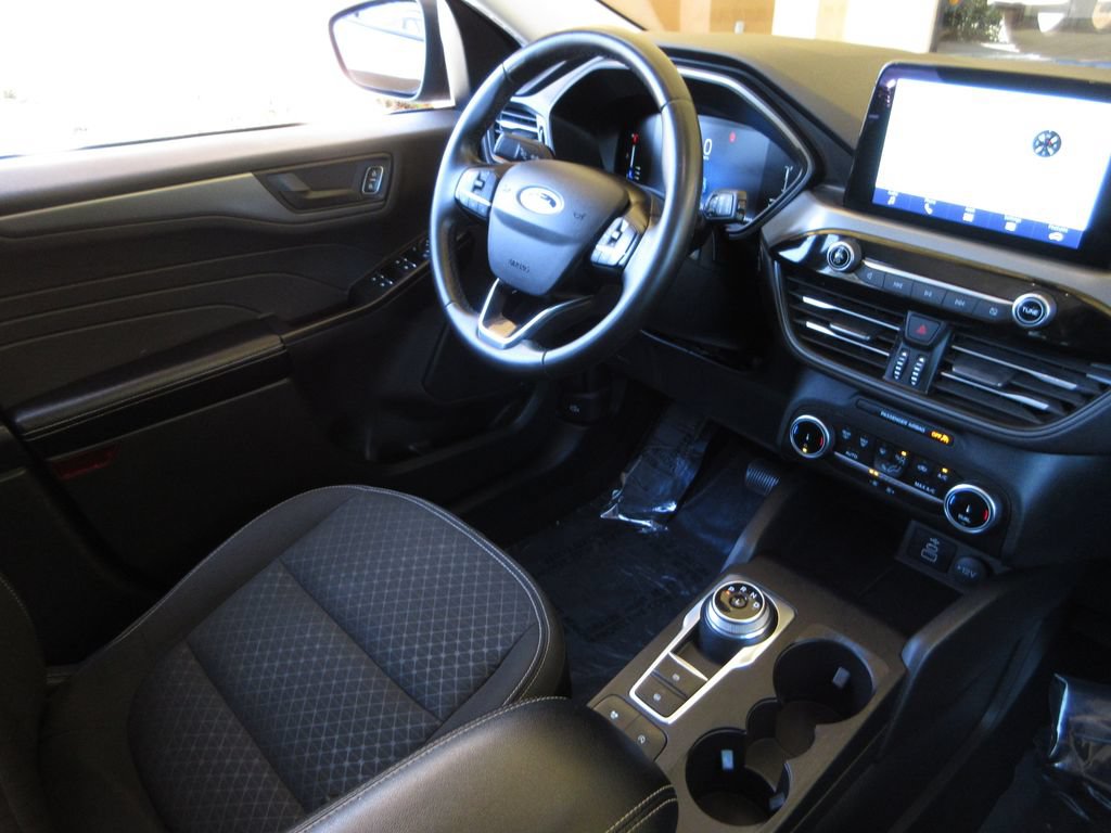Certified 2024 Ford Escape Active FWD image 22
