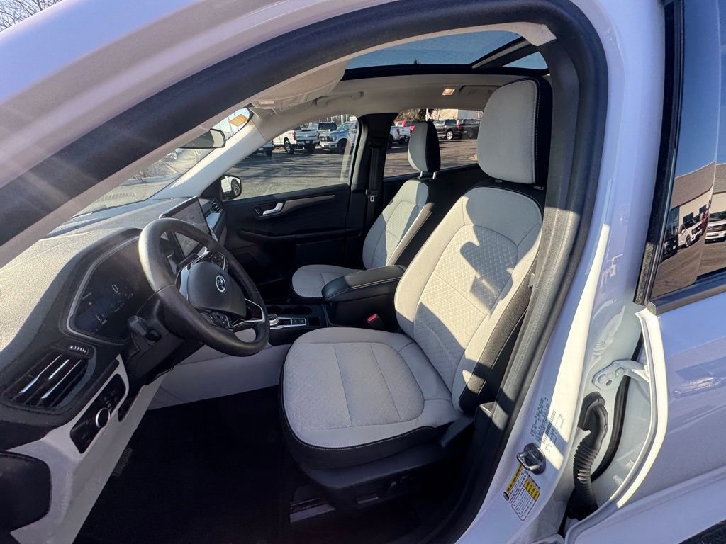 Certified 2023 Ford Escape Active w/ Tech Pack #2 image 17