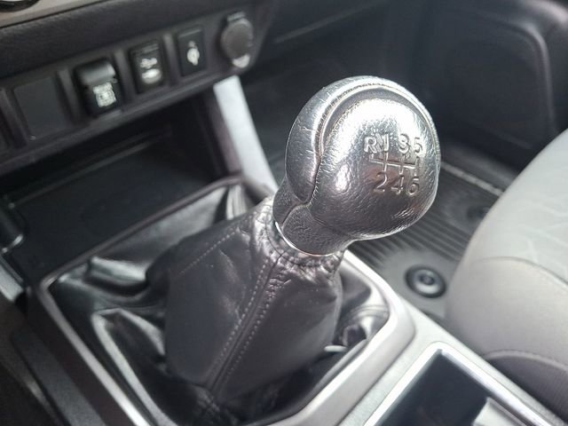 Used 2019 Toyota Tacoma TRD Off-Road image 20