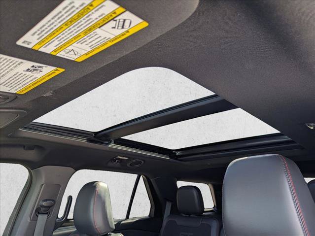 Certified 2025 Ford Explorer ST AWD/4WD image 16