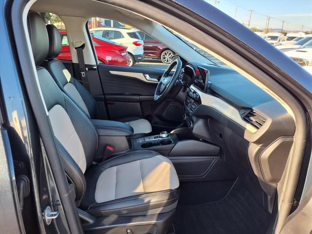 Certified 2022 Ford Escape Titanium w/ Titanium Elite Package AWD/4WD image 9