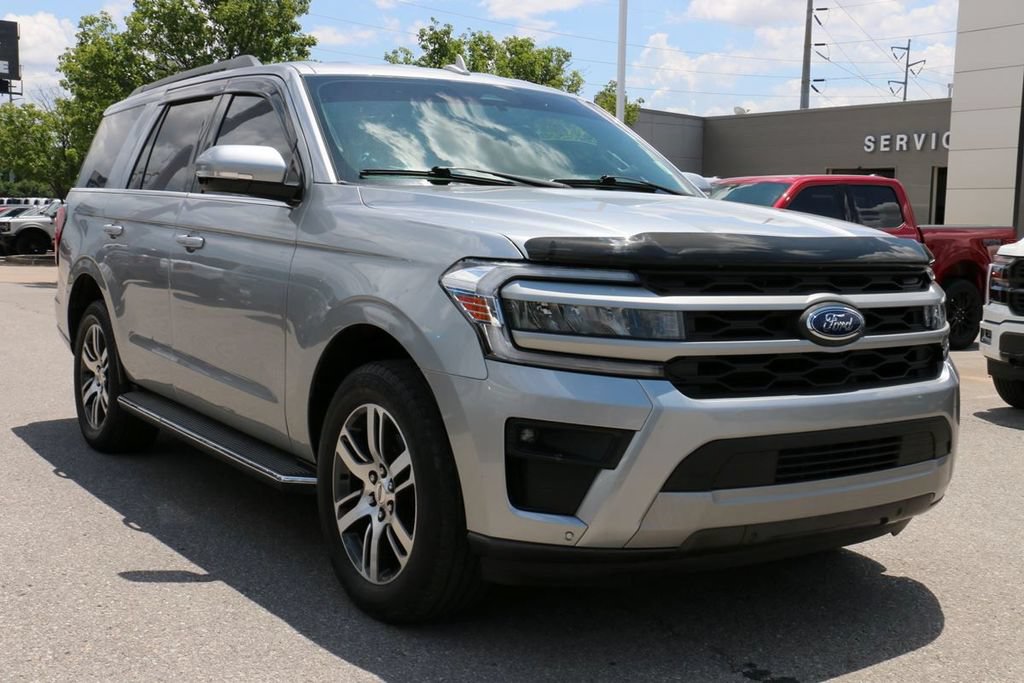 Certified 2022 Ford Expedition XLT RWD image 4