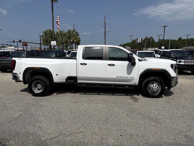 Used 2024 GMC Sierra 3500 Pro AWD/4WD image 14