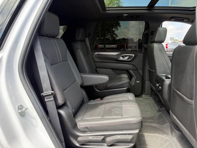 Used 2023 Chevrolet Tahoe RST w/ Luxury Package AWD/4WD image 19