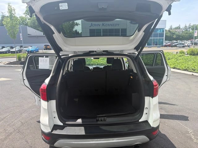 Certified 2019 Ford Escape Titanium AWD/4WD image 18