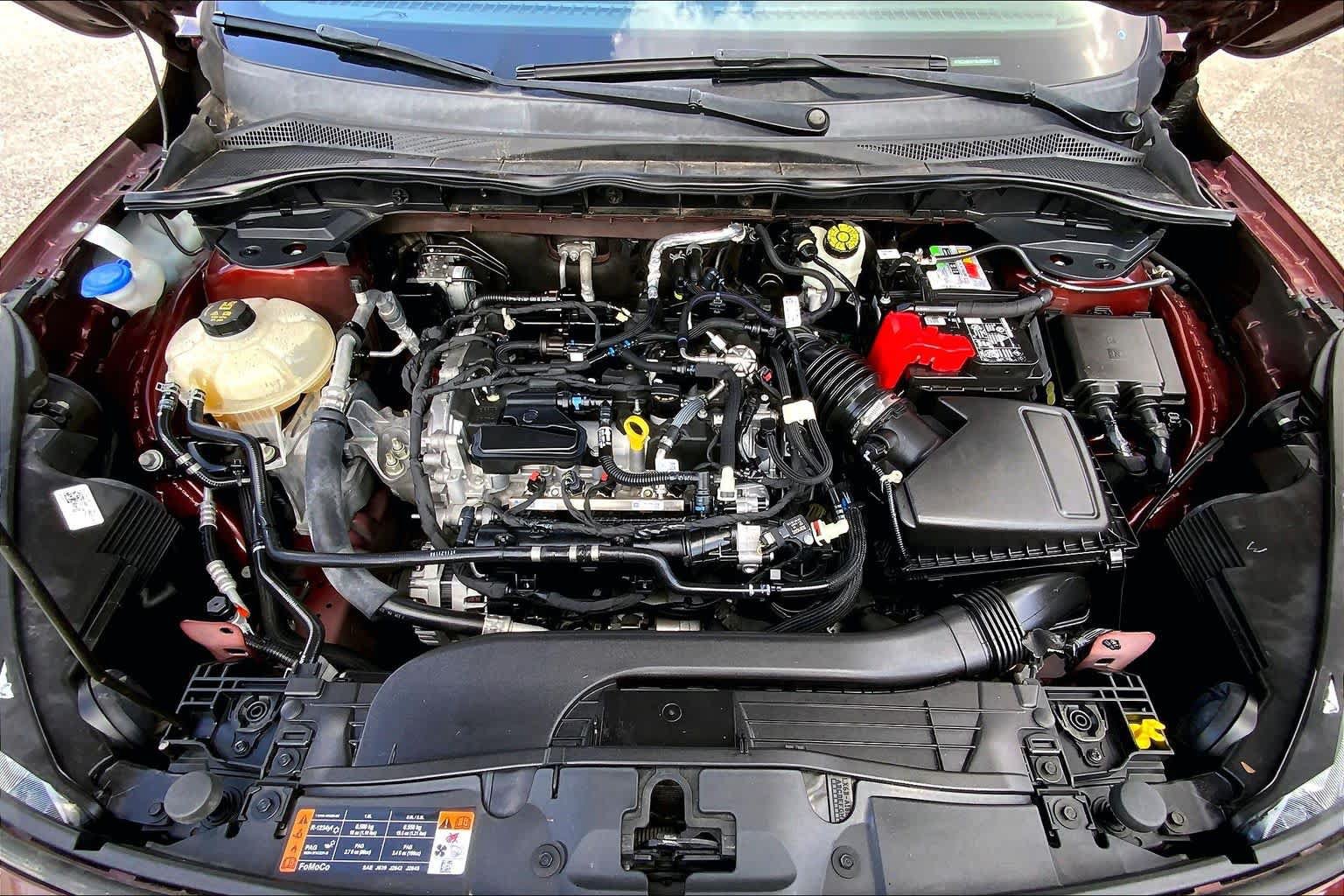 Certified 2021 Ford Escape SE w/ SE Sport Appearance Package FWD image 30